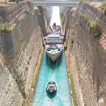 Amazing By The Apartman