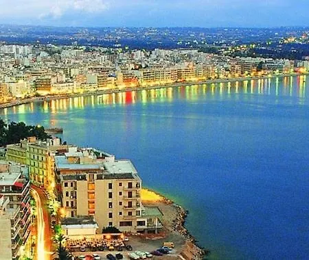 Amazing By The דירה לוטראקי