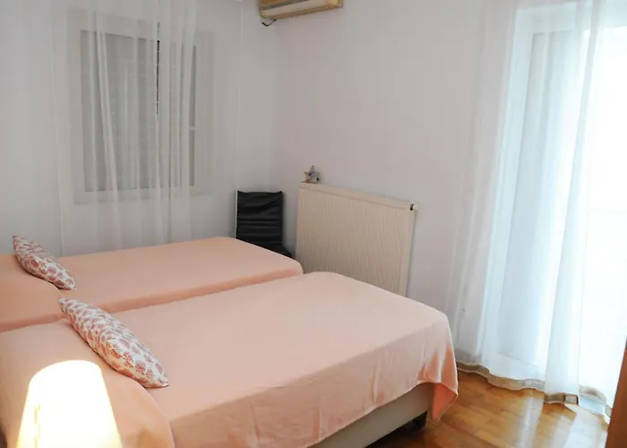 Amazing By The * Loutráki